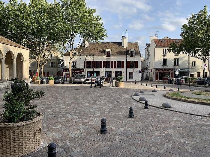 SAINT-MAUR-DES-FOSSÉS - Immobilier - CENTURY 21 Adamville - Place_Armes