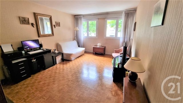 Appartement F3 à vendre - 3 pièces - 58.5 m2 - ST MAUR DES FOSSES - 94 - ILE-DE-FRANCE - Century 21 Adamville