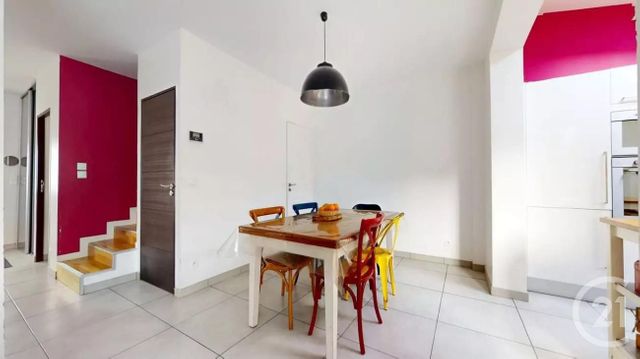 maison à vendre - 6 pièces - 141.72 m2 - ST MAUR DES FOSSES - 94 - ILE-DE-FRANCE - Century 21 Adamville