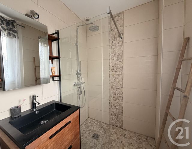 maison à vendre - 6 pièces - 141.72 m2 - ST MAUR DES FOSSES - 94 - ILE-DE-FRANCE - Century 21 Adamville