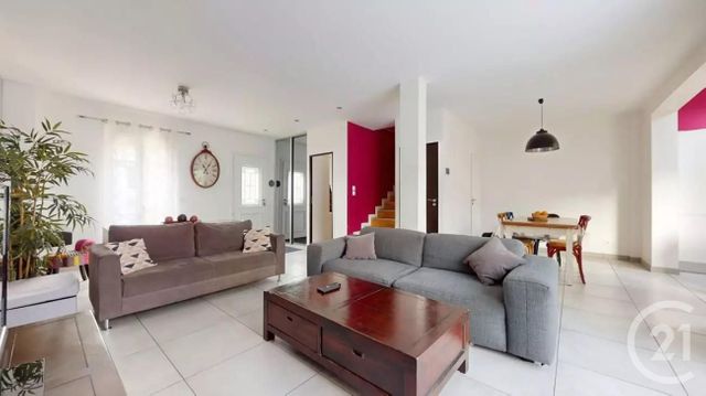 maison à vendre - 6 pièces - 141.72 m2 - ST MAUR DES FOSSES - 94 - ILE-DE-FRANCE - Century 21 Adamville