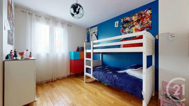maison à vendre - 6 pièces - 141.72 m2 - ST MAUR DES FOSSES - 94 - ILE-DE-FRANCE - Century 21 Adamville