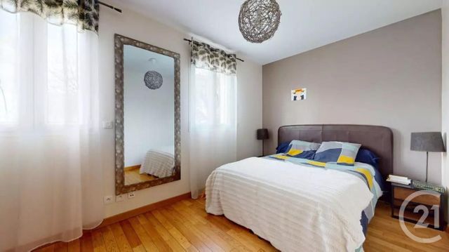 maison à vendre - 6 pièces - 141.72 m2 - ST MAUR DES FOSSES - 94 - ILE-DE-FRANCE - Century 21 Adamville