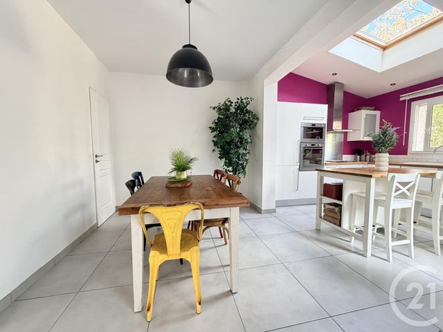 maison à vendre - 6 pièces - 141.72 m2 - ST MAUR DES FOSSES - 94 - ILE-DE-FRANCE - Century 21 Adamville