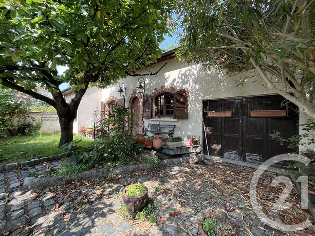 Afficher la photo en grand maison à vendre - 5 pièces - 110.0 m2 - ST MAUR DES FOSSES - 94 - ILE-DE-FRANCE - Century 21 Adamville