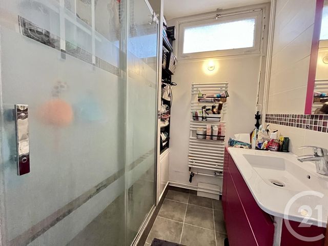 Appartement F4 à vendre - 4 pièces - 81.19 m2 - ST MAUR DES FOSSES - 94 - ILE-DE-FRANCE - Century 21 Adamville