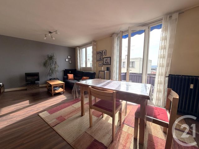 Appartement F3 à vendre - 4 pièces - 70.39 m2 - ST MAUR DES FOSSES - 94 - ILE-DE-FRANCE - Century 21 Adamville