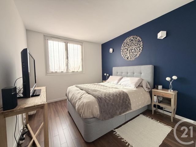 Appartement F3 à vendre - 4 pièces - 70.39 m2 - ST MAUR DES FOSSES - 94 - ILE-DE-FRANCE - Century 21 Adamville