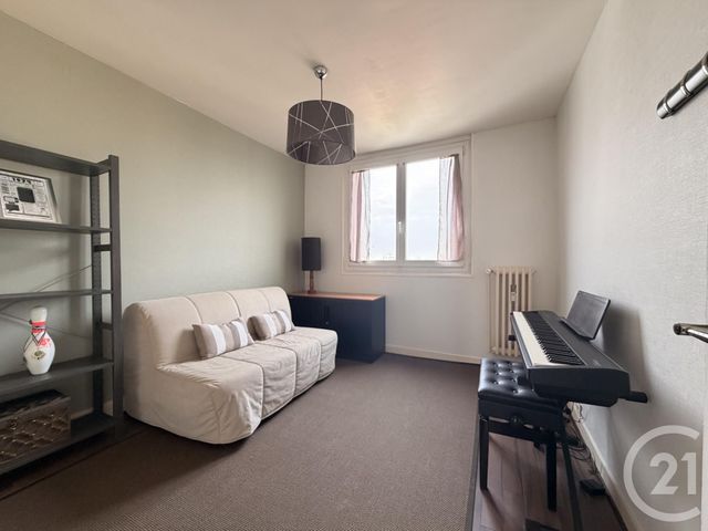 Appartement F3 à vendre - 4 pièces - 70.39 m2 - ST MAUR DES FOSSES - 94 - ILE-DE-FRANCE - Century 21 Adamville