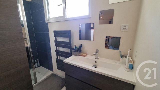 maison à vendre - 6 pièces - 92.07 m2 - LA VARENNE ST HILAIRE - 94 - ILE-DE-FRANCE - Century 21 Adamville