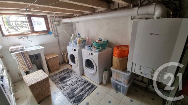 maison à vendre - 6 pièces - 92.07 m2 - LA VARENNE ST HILAIRE - 94 - ILE-DE-FRANCE - Century 21 Adamville