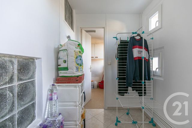 Appartement F6 à vendre - 6 pièces - 108.51 m2 - ST MAUR DES FOSSES - 94 - ILE-DE-FRANCE - Century 21 Adamville