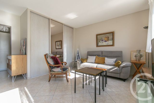 Appartement F6 à vendre - 6 pièces - 108.51 m2 - ST MAUR DES FOSSES - 94 - ILE-DE-FRANCE - Century 21 Adamville