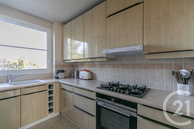 Appartement F6 à vendre - 6 pièces - 108.51 m2 - ST MAUR DES FOSSES - 94 - ILE-DE-FRANCE - Century 21 Adamville