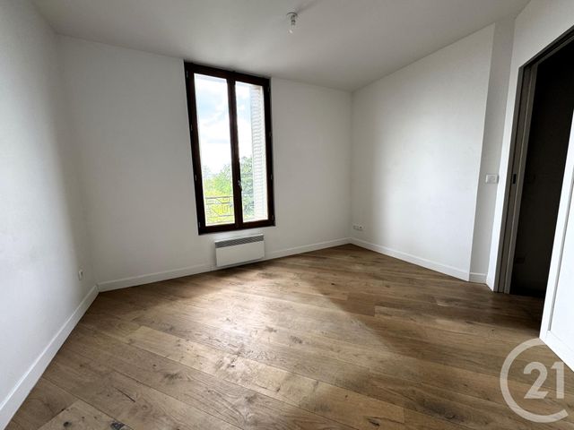 Appartement à vendre - 3 pièces - 48.6 m2 - ST MAUR DES FOSSES - 94 - ILE-DE-FRANCE - Century 21 Adamville