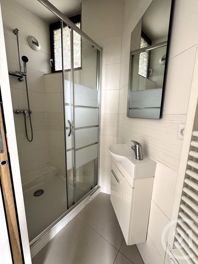 Appartement à vendre - 3 pièces - 48.6 m2 - ST MAUR DES FOSSES - 94 - ILE-DE-FRANCE - Century 21 Adamville