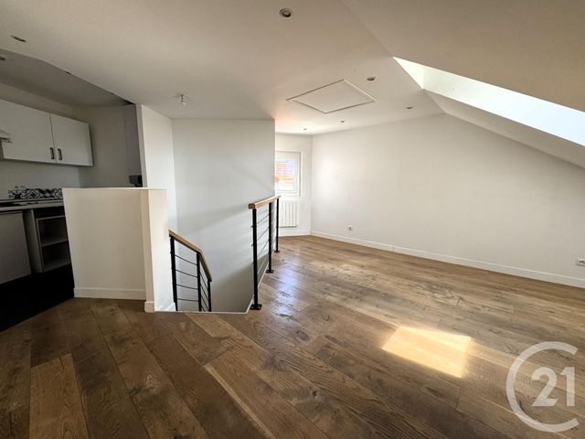 Appartement à vendre - 3 pièces - 48.6 m2 - ST MAUR DES FOSSES - 94 - ILE-DE-FRANCE - Century 21 Adamville