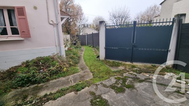 maison à vendre - 7 pièces - 129.12 m2 - ST MAUR DES FOSSES - 94 - ILE-DE-FRANCE - Century 21 Adamville