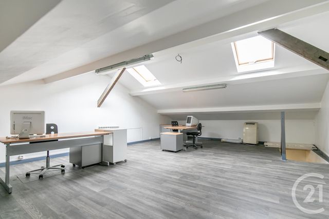 maison à vendre - 8 pièces - 277.16 m2 - ST MAUR DES FOSSES - 94 - ILE-DE-FRANCE - Century 21 Adamville