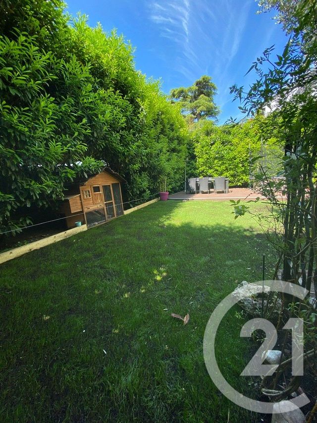 maison à vendre - 7 pièces - 176.13 m2 - ST MAUR DES FOSSES - 94 - ILE-DE-FRANCE - Century 21 Adamville