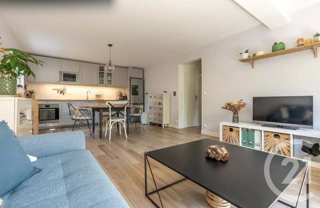 Afficher la photo en grand Appartement F2 à vendre - 2 pièces - 47.41 m2 - ST MAUR DES FOSSES - 94 - ILE-DE-FRANCE - Century 21 Adamville