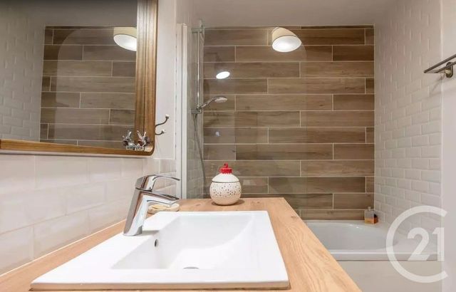 Afficher la photo en grand Appartement F2 à vendre - 2 pièces - 47.41 m2 - ST MAUR DES FOSSES - 94 - ILE-DE-FRANCE - Century 21 Adamville