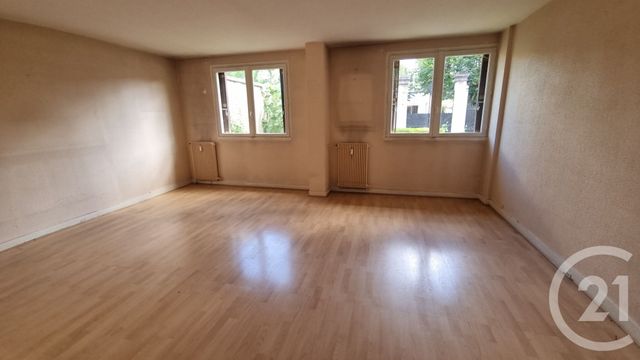 Afficher la photo en grand Appartement F4 à vendre - 4 pièces - 70.74 m2 - ST MAUR DES FOSSES - 94 - ILE-DE-FRANCE - Century 21 Adamville