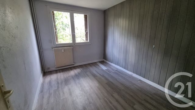 Afficher la photo en grand Appartement F4 à vendre - 4 pièces - 70.74 m2 - ST MAUR DES FOSSES - 94 - ILE-DE-FRANCE - Century 21 Adamville