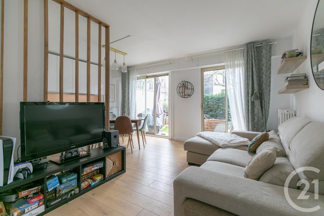 Appartement F3 à vendre - 3 pièces - 53.04 m2 - ST MAUR DES FOSSES - 94 - ILE-DE-FRANCE - Century 21 Adamville