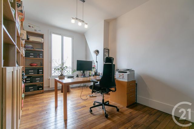 maison à vendre - 9 pièces - 232.85 m2 - ST MAUR DES FOSSES - 94 - ILE-DE-FRANCE - Century 21 Adamville