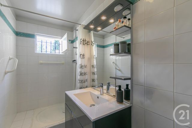 maison à vendre - 6 pièces - 120.45 m2 - ST MAUR DES FOSSES - 94 - ILE-DE-FRANCE - Century 21 Adamville