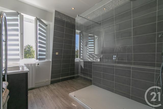 maison à vendre - 6 pièces - 120.45 m2 - ST MAUR DES FOSSES - 94 - ILE-DE-FRANCE - Century 21 Adamville