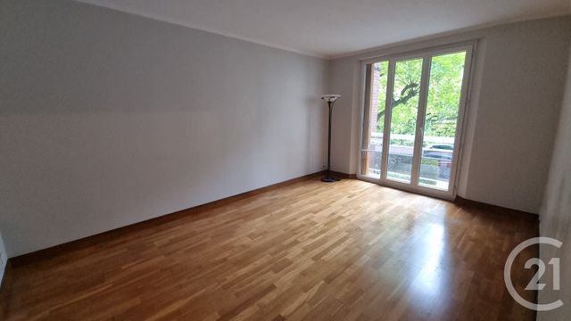 Appartement F3 à vendre - 3 pièces - 63.84 m2 - ST MAUR DES FOSSES - 94 - ILE-DE-FRANCE - Century 21 Adamville