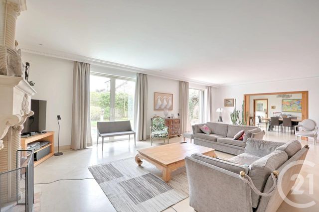 Afficher la photo en grand maison à vendre - 9 pièces - 330.0 m2 - LA VARENNE ST HILAIRE - 94 - ILE-DE-FRANCE - Century 21 Adamville