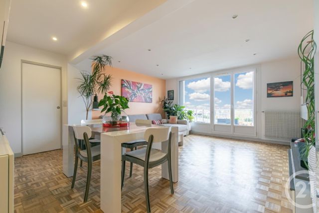 Appartement F4 à vendre ST MAUR DES FOSSES