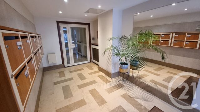 Appartement F5 à vendre - 5 pièces - 91.26 m2 - ST MAUR DES FOSSES - 94 - ILE-DE-FRANCE - Century 21 Adamville