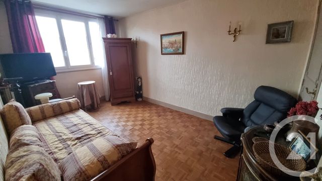Appartement F5 à vendre - 5 pièces - 91.26 m2 - ST MAUR DES FOSSES - 94 - ILE-DE-FRANCE - Century 21 Adamville