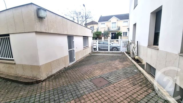 divers à vendre - 399.0 m2 - ST MAUR DES FOSSES - 94 - ILE-DE-FRANCE - Century 21 Adamville