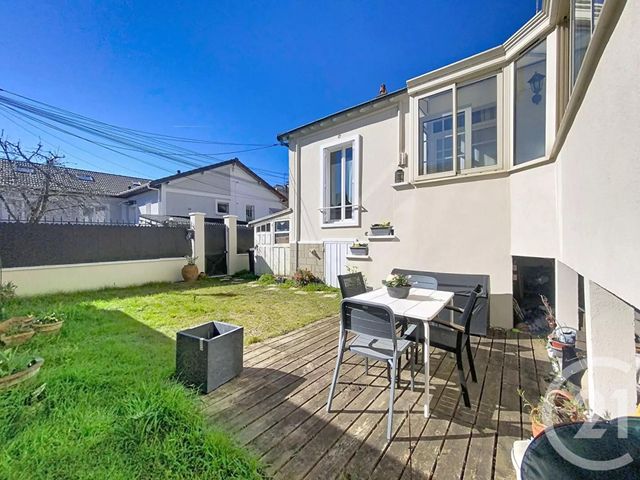 Maison à vendre ST MAUR DES FOSSES