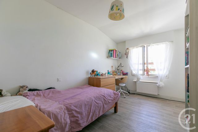 maison à vendre - 4 pièces - 84.0 m2 - ST MAUR DES FOSSES - 94 - ILE-DE-FRANCE - Century 21 Adamville