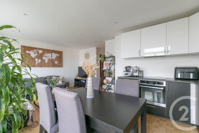 Appartement F3 à vendre - 3 pièces - 60.12 m2 - ST MAUR DES FOSSES - 94 - ILE-DE-FRANCE - Century 21 Adamville