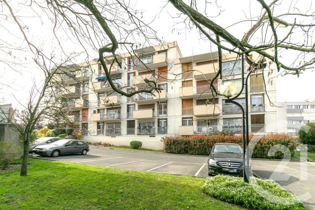 Appartement F3 à vendre - 3 pièces - 60.12 m2 - ST MAUR DES FOSSES - 94 - ILE-DE-FRANCE - Century 21 Adamville