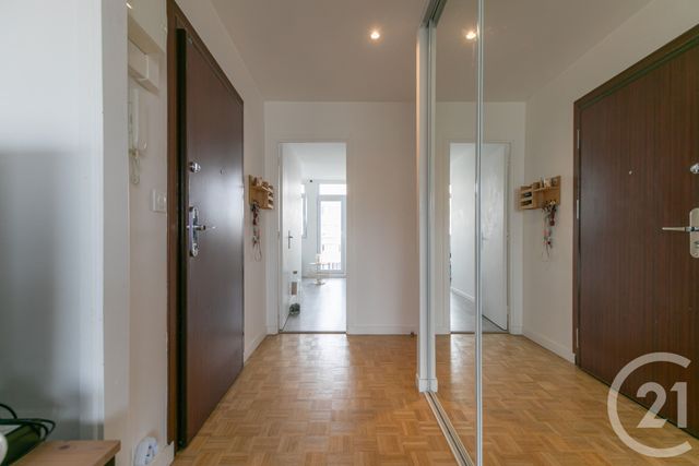 Appartement F3 à vendre - 3 pièces - 60.12 m2 - ST MAUR DES FOSSES - 94 - ILE-DE-FRANCE - Century 21 Adamville
