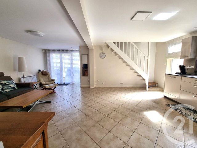 Appartement F4 à vendre - 4 pièces - 77.38 m2 - LA VARENNE ST HILAIRE - 94 - ILE-DE-FRANCE - Century 21 Adamville