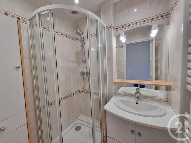 Appartement Studio à vendre - 1 pièce - 28.0 m2 - ST MAUR DES FOSSES - 94 - ILE-DE-FRANCE - Century 21 Adamville