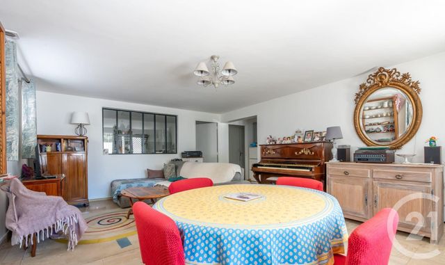 maison à vendre - 8 pièces - 225.11 m2 - ST MAUR DES FOSSES - 94 - ILE-DE-FRANCE - Century 21 Adamville