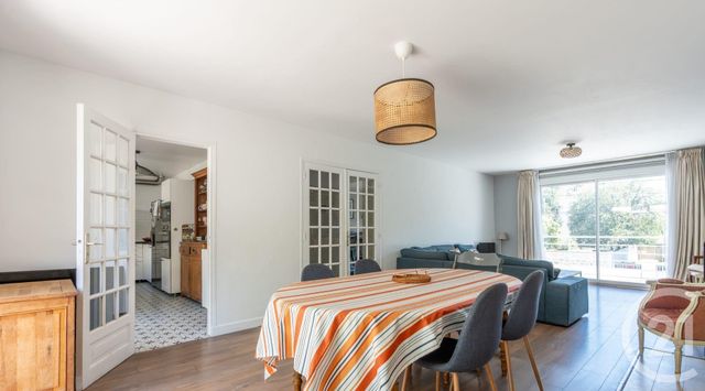 maison à vendre - 8 pièces - 225.11 m2 - ST MAUR DES FOSSES - 94 - ILE-DE-FRANCE - Century 21 Adamville