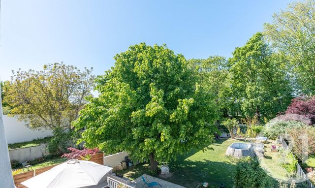 maison à vendre - 8 pièces - 225.11 m2 - ST MAUR DES FOSSES - 94 - ILE-DE-FRANCE - Century 21 Adamville
