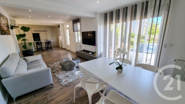 maison à vendre - 7 pièces - 151.06 m2 - LA VARENNE ST HILAIRE - 94 - ILE-DE-FRANCE - Century 21 Adamville