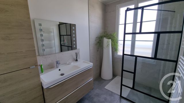 maison à vendre - 7 pièces - 151.06 m2 - LA VARENNE ST HILAIRE - 94 - ILE-DE-FRANCE - Century 21 Adamville